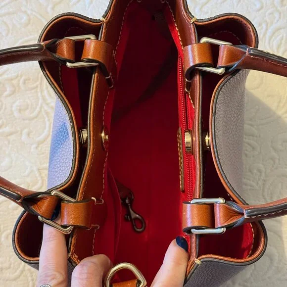 Mini Barlow Handbag - Picture 4 of 8